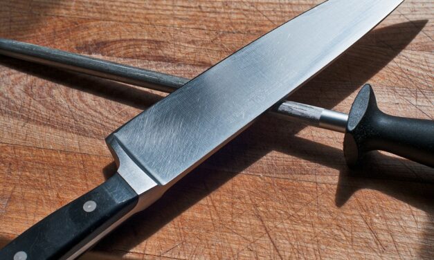Gode råd om at holde dine knive skarpe med et strygestål